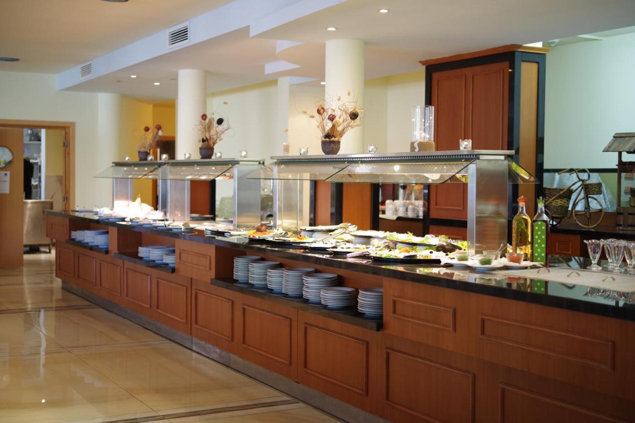 Perla Plaza Hotel Primorsko Dış mekan fotoğraf